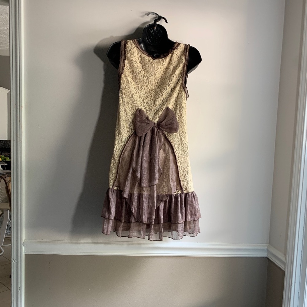Dress - Picture 4 of 5